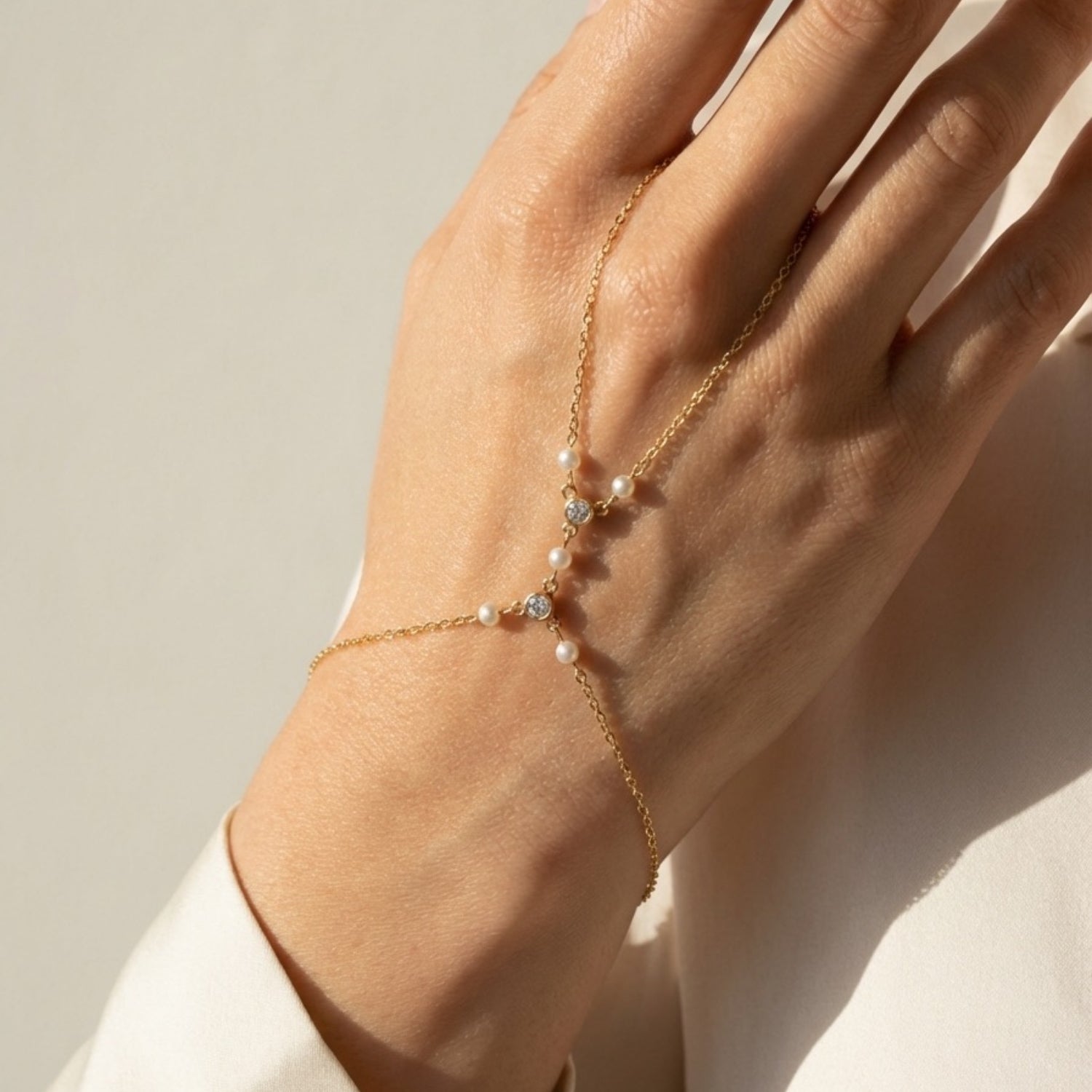 Nisia handchain goud productfoto
