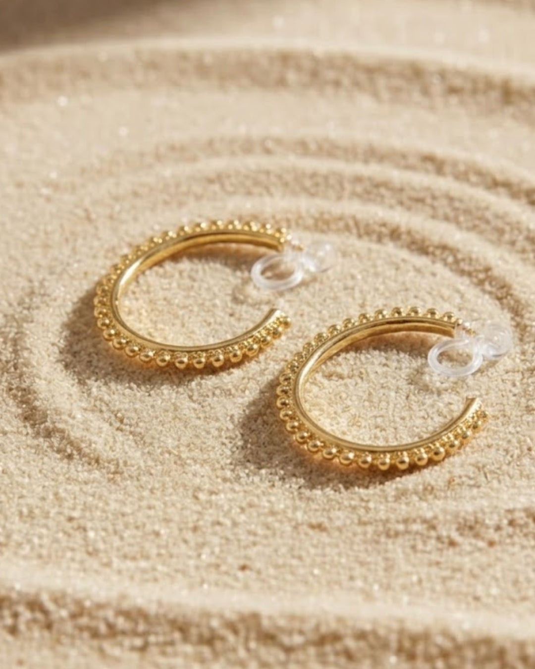 sfeerfoto-kyma-sun-clip-earring-goud-3