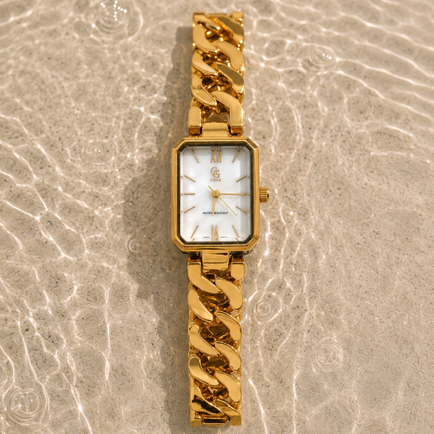 sfeerfoto-kyma-watch-goud-3